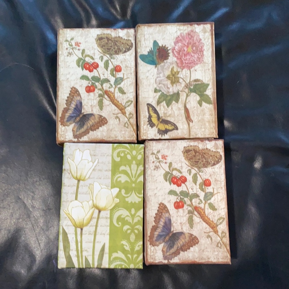 4 Decorative Faux Books